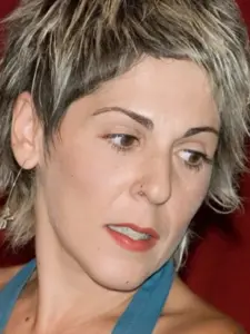 Μαρούσα Στρογγυόγλου (Marousa Stroggioglou)