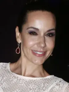 Μαρίνα Λαμπροπούλου (Marina Lampropoulou)