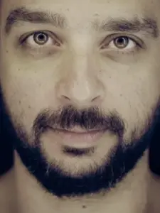 Γιάννης Παπαδάκος (Yiannis Papadakos)