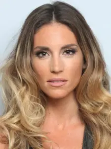 Αθηνά Οικονομάκου (Athina Oikonomakou)