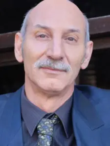 Κώστας Ξυκομηνός (Costas Xikominos)