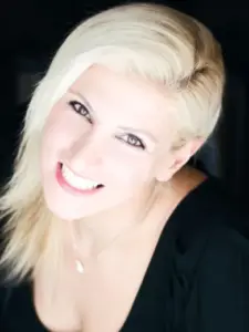 Θεοδώρα Βουτσά (Theodora Voutsa)