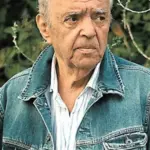 Σταύρος Τσιώλης (Stavros Tsiolis)
