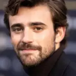 Τσάρλι Ρόου (Charlie Rowe)