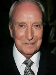 Ίαν Ρίτσαρντσον (Ian Richardson)