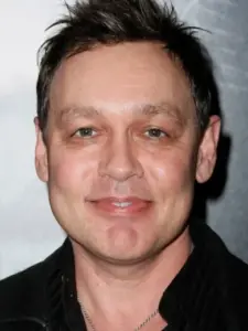 Doug Hutchison