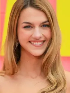 Chloe East