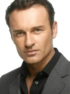 Τζούλιαν ΜακΜάχον (Julian McMahon)