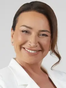 Demet Akbağ