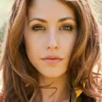 Αμάντα Κρου (Amanda Crew)