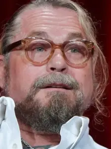 Κερτ Λίον Σάτερ (Kurt Sutter)