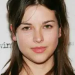 Αμέλια Ουόρνερ (Amelia Warner)