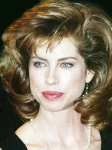 Julianne Phillips