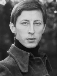 Murray Melvin