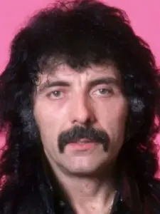 Τόνι Αϊόμι (Tony Iommi)