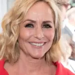 Angela Groothuizen