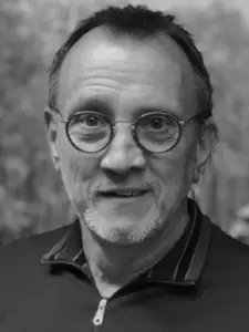 Steve Barron