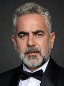 Yurdaer Okur