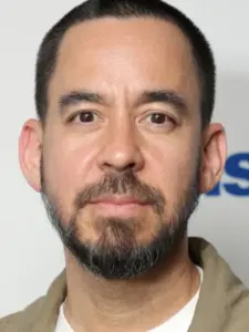Μάικ Σινόντα (Mike Shinoda)
