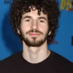 Μπραντ Ντέλσον (Brad Delson)