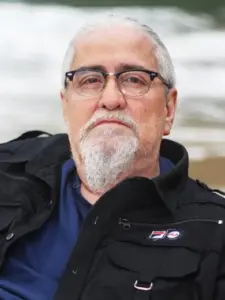 Peque Gallaga