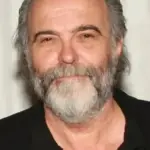 Leon Ichaso