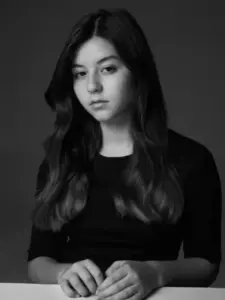 Dora Dalgıç