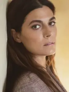 Valeria Solarino
