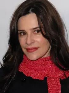 Sarah Lassez