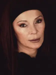 Işık Yenersu