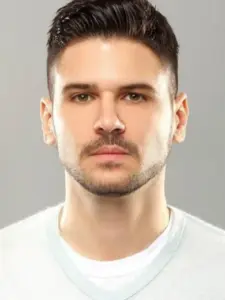 Tolgahan Sayışman