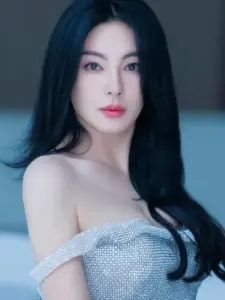 Zhang Yuqi