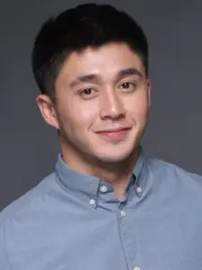 Arron Villaflor