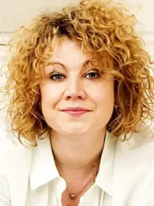 Emily Lloyd
