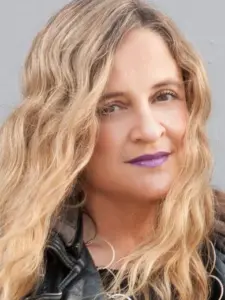 Χριστίνα Κάλλας (Christina Kallas)