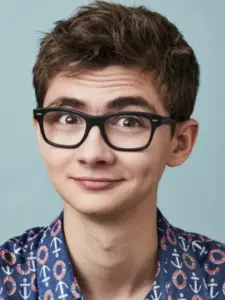 Elliott Fullam