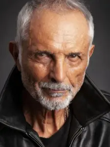 Robert Miano