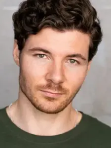 Taylor Clift