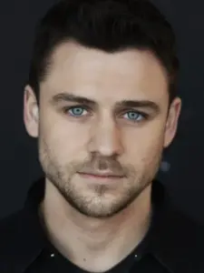 Τόμι Μπάστοου (Tommy Bastow)