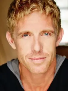 Simon Lyndon