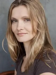 Alexandra Finder