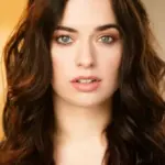 Lauren Elyse Taylor