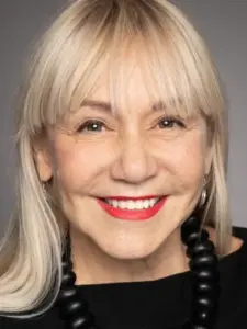Λενόρ Ζαν (Lenore Zann)