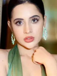 Urfi Javed (Uorfi Javed)