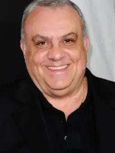 Vincent Curatola