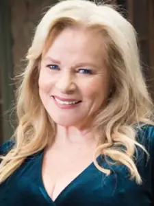 Colette Mann