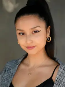 Lora Lee