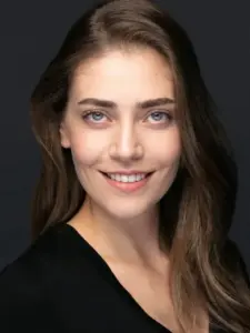 Öznur Serçeler