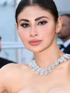 Mouni Roy