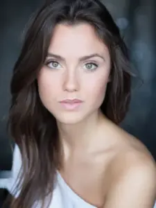 Πόπι Ντρέιτον (Poppy Drayton)